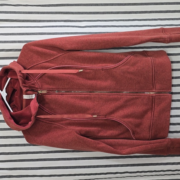 Plush Scuba Lululemon Cranberry Jacket - Picture 1 of 11